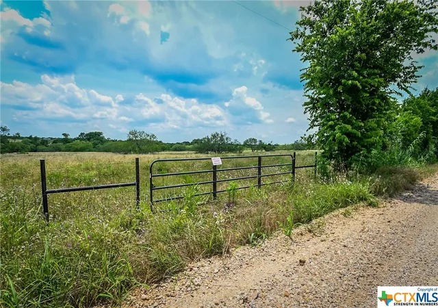 Homes for sale in Waelder, TX | 000 County Road 447, Waelder, TX 78959 | MLS# 510935
