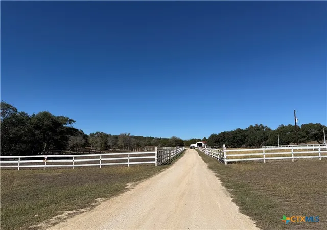 Photo 19 of Manufactured home for sale at 1841 Oak Mdws, Canyon Lake, TX 78133 | MLS# 516008 | Listing updated on 2026-06-04