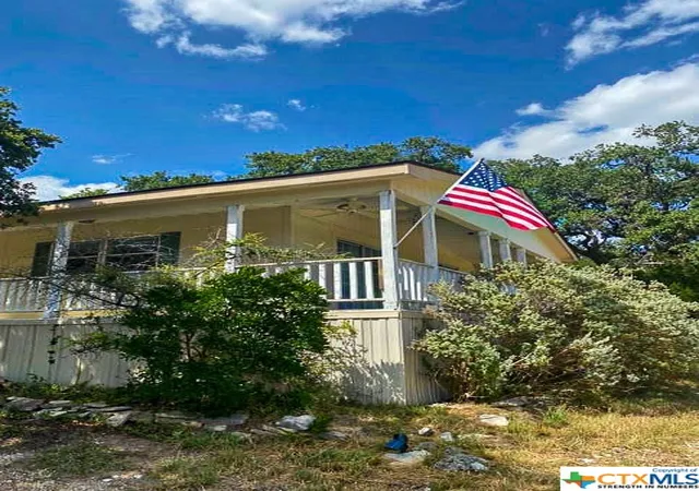 Photo 3 of Manufactured home for sale at 1841 Oak Mdws, Canyon Lake, TX 78133 | MLS# 516008 | Listing updated on 2026-06-04