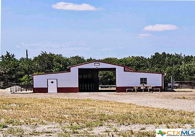 Photo 4 of Manufactured home for sale at 1841 Oak Mdws, Canyon Lake, TX 78133 | MLS# 516008 | Listing updated on 2026-06-04