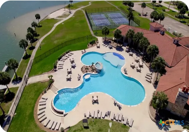 2nd image of 285 Blanc Ct, Port Lavaca, TX 77979 | MLS# 521329
