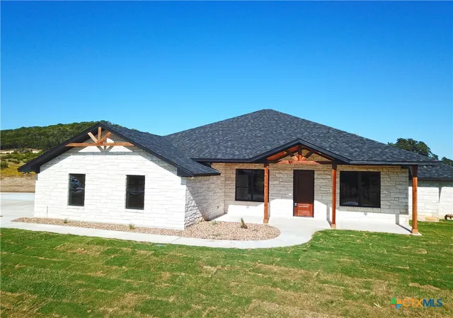 2nd image of 1524 Cottonwood Mesa Dr, Kempner, TX 76539 | MLS# 530952