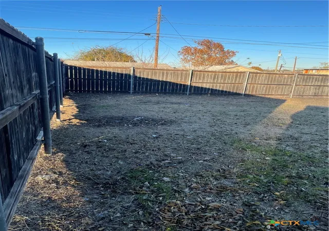 Photo 3 of Land for sale at 1612 N Park St, Killeen, TX 76541 | MLS# 536137 | Listing updated on 2026-07-30