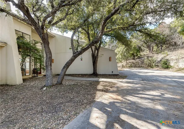 44th image of 1078 Hillside Vw, New Braunfels, TX 78132 | MLS# 542907