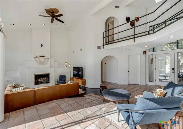 4th image of 1078 Hillside Vw, New Braunfels, TX 78132 | MLS# 542907