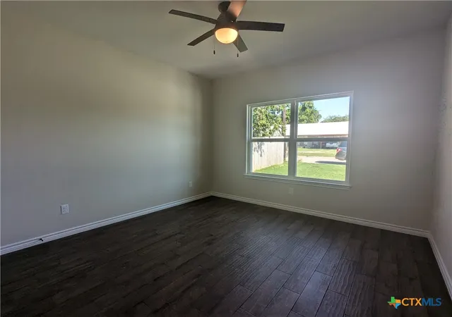 Homes for sale in Lampasas, TX | 1704 E Avenue G, Lampasas, TX 76550 | MLS# 548809