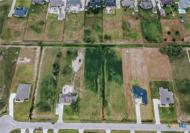 3rd image of 618 Dayspring, Victoria, TX 77904 | MLS# 552011