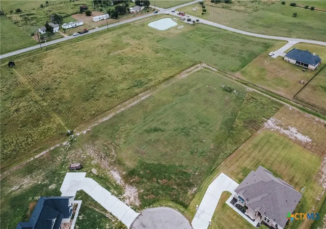 2nd image of 690 Dayspring, Victoria, TX 77904 | MLS# 552018