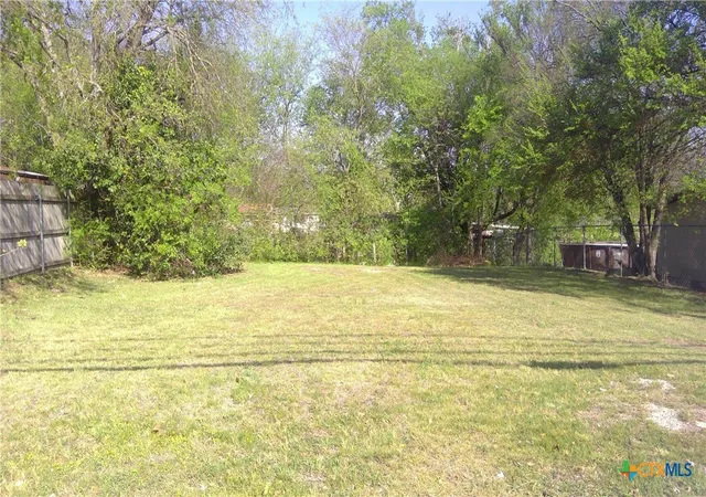 Photo 2 of Land for sale at 915 Florence Rd, Killeen, TX 76541 | MLS# 553386 | Listing updated on 2026-07-28