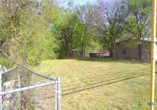 Photo 3 of Land for sale at 915 Florence Rd, Killeen, TX 76541 | MLS# 553386 | Listing updated on 2026-07-28