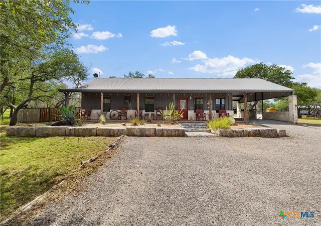 2nd image of 2631 N Us Hwy 281, Johnson City, TX 78636 | MLS# 555936