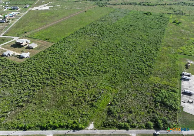 5th image of 373 N Blackburn Ave, Port Lavaca, TX 77979 | MLS# 555559