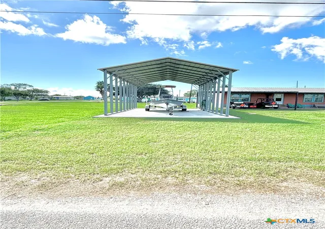 2nd image of 101 N 13th St, Seadrift, TX 77983 | MLS# 556891