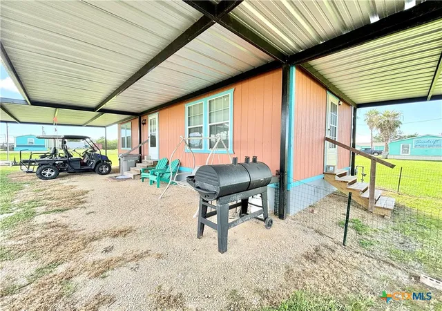 5th image of 101 N 13Th St, Seadrift, TX 77983 | MLS# 556891