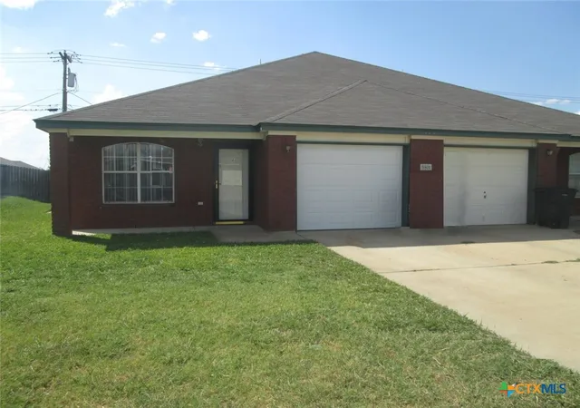 Photo 3 of House for sale at 3801 Hitchrock Dr, Killeen, TX 76549 | MLS# 558571 | Listing updated on 2025-11-15