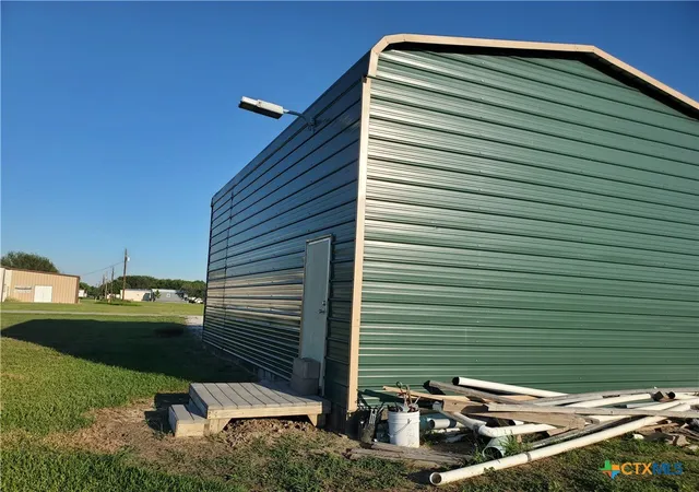 3rd image of 306 N 13Th St, Seadrift, TX 77983 | MLS# 558586