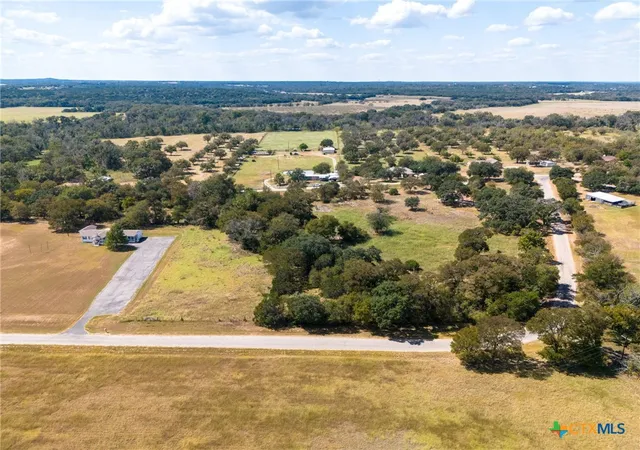 Photo 3 of Sale Pending at 134 Riverside Spur, Killeen, TX 76542 | MLS# 558830 | Listing updated on 2026-07-22