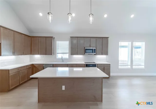 Photo 3 of Single family home for sale at 129 Elderberry Dr, Salado, TX 76571 | MLS# 560168 | Listing updated on 2026-06-24