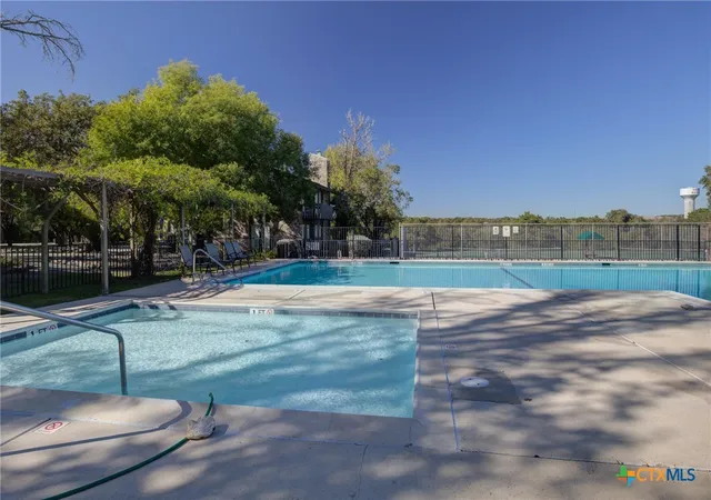 Listing Photo 4 - Condo for sale in building located at 211 T Bar M Dr, New Braunfels, TX 78132