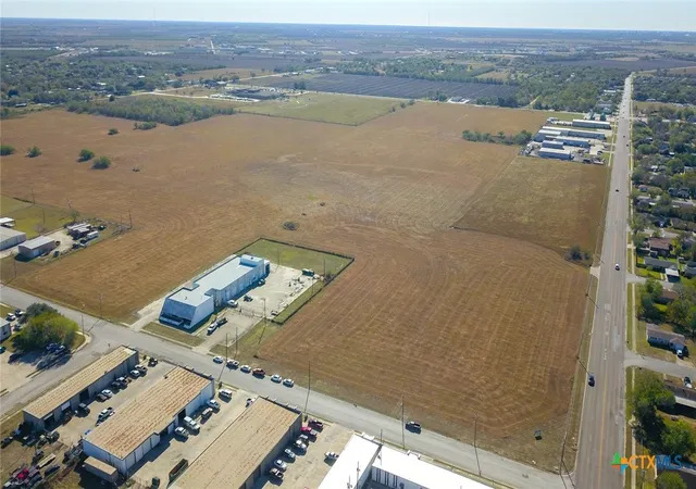 Photo 2 of Land for sale at 00 E & 3804 Delmar Dr Lone Tree St, Victoria, TX 77901 | MLS# 562920 | Listing updated on 2026-03-27