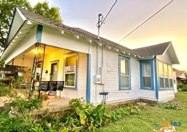 2nd image of 203 N 10th St, Gatesville, TX 76528 | MLS# 565615