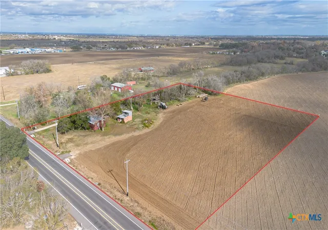 1st image of 8195 Fm 725, Mc Queeney, TX 78123 | MLS# 565578