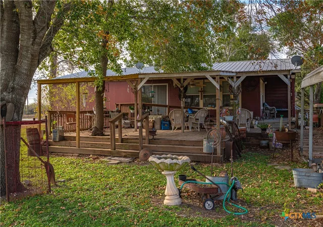 3rd image of 8195 Fm 725, Mc Queeney, TX 78123 | MLS# 565578