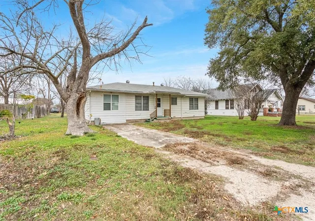 1st image of 320 E Davilla St, Bartlett, TX 76511 | MLS# 567029
