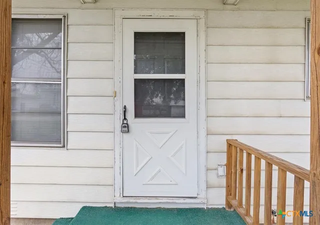 4th image of 320 E Davilla St, Bartlett, TX 76511 | MLS# 567029