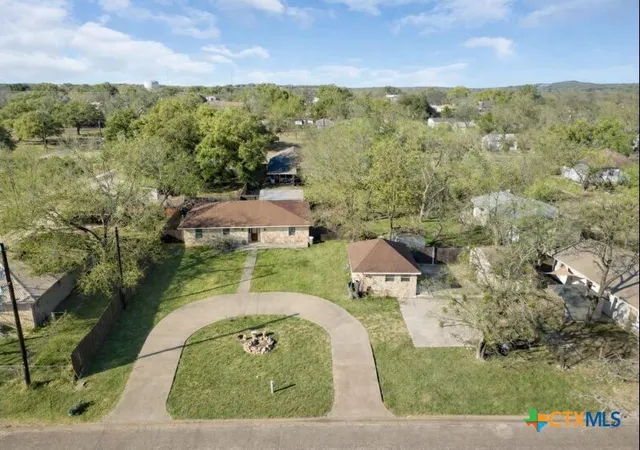 Photo 1 of Single family home for sale at 801 E 1/2 Ave C, Lampasas, TX 76550 | MLS# 568128 | Listing updated on 2026-07-31