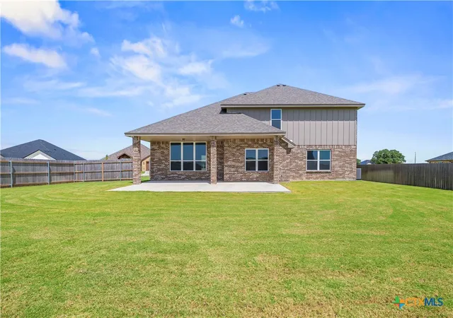 37th image of 215 Overlook Trl, Copperas Cove, TX 76522 | MLS# 569452