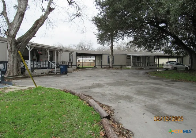 Homes for sale in Mc Queeney, TX | 1650 Terminal Loop Rd, Mc Queeney, TX 78123 | MLS# 570075