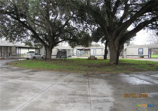 Homes for sale in Mc Queeney, TX | 1650 Terminal Loop Rd, Mc Queeney, TX 78123 | MLS# 570075
