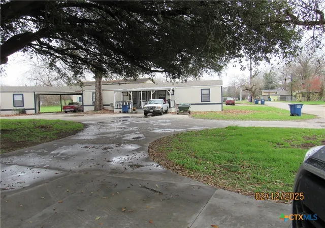 Homes for sale in Mc Queeney, TX | 1650 Terminal Loop Rd, Mc Queeney, TX 78123 | MLS# 570075