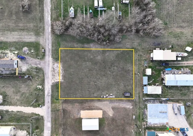 3rd image of 1110-1112 W Toledo, Seadrift, TX 77983 | MLS# 570340