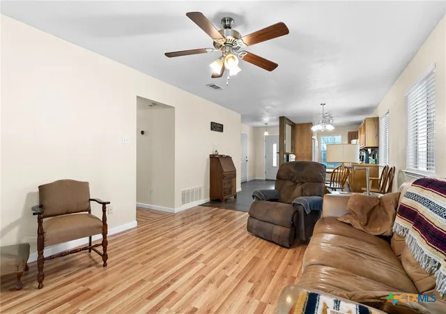 Photo 3 of Sale Pending at 2705 Blackburn Dr, Killeen, TX 76543 | MLS# 570913 | Listing updated on 2025-10-20