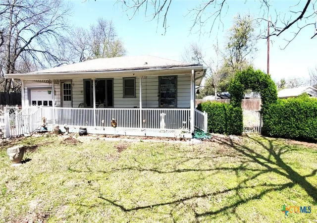 3rd image of 112 College Ave, Oglesby, TX 76561 | MLS# 571570