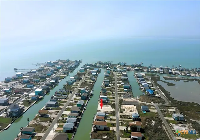 Homes for sale in Rockport, TX | 183 Sailfish Dr, Rockport, TX 78382 | MLS# 572076