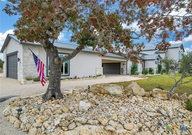 3rd image of 142 Wizard Way, Spring Branch, TX 78070 | MLS# 573047