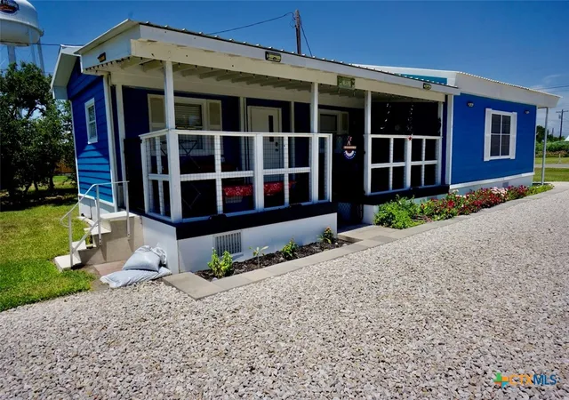 5th image of 513 N 16Th St, Port O Connor, TX 77982 | MLS# 570556