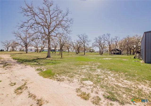 Photo 3 of Single family home for sale at 455 Suncrest Ln, Victoria, TX 77905 | MLS# 571944 | Listing updated on 2026-03-30