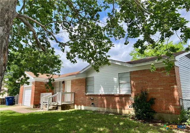 3rd image of 722 W Avenue E, Copperas Cove, TX 76522 | MLS# 574987