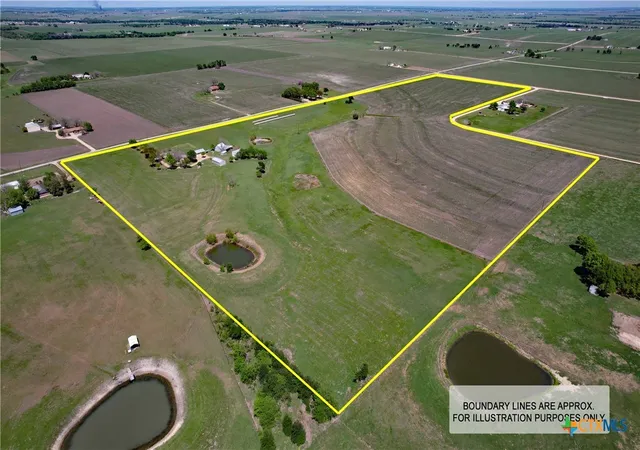 Photo 3 of Single family home for sale at 19081 Cyclone Branch Rd, Burlington, TX 76519 | MLS# 575642 | Listing updated on 2025-09-22