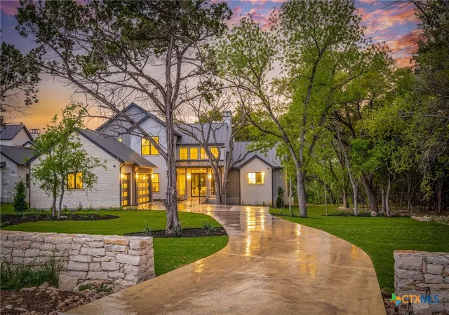 Photo 3 of Single family home for sale at 232 Riverfront Dr, New Braunfels, TX 78132 | MLS# 576095 | Listing updated on 2026-06-30