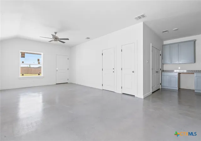 3rd image of 6404 Rocky Rose Rd #A & B, Killeen, TX 76543 | MLS# 575529