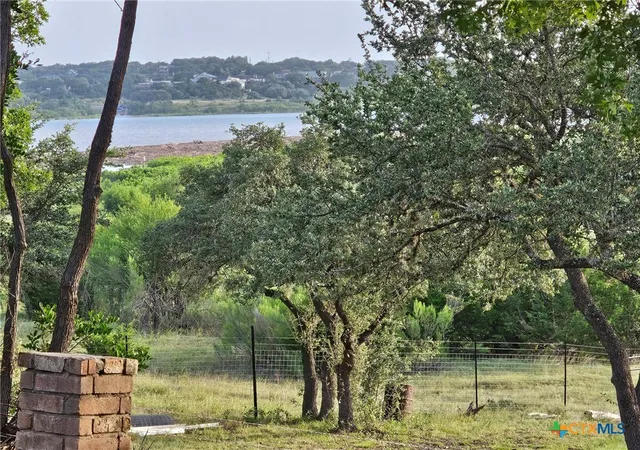 37th image of 620 Lake Island Dr, Canyon Lake, TX 78133 | MLS# 577451