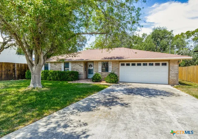 3rd image of 620 Lake Island Dr, Canyon Lake, TX 78133 | MLS# 577451