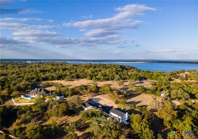 3rd image of 1 Eagle Point West, Belton, TX 76513 | MLS# 577733