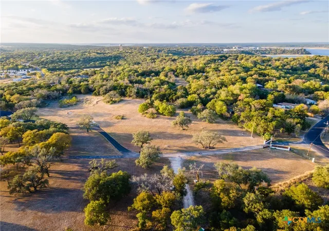 5th image of 1 Eagle Point West, Belton, TX 76513 | MLS# 577733