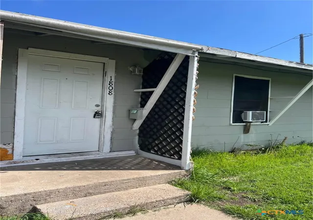 Photo 2 of Multi family home for sale at 112 W Harrison Ave, Killeen, TX 76541 | MLS# 577769 | Listing updated on 2026-07-18